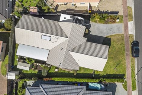 Photo of property in 6 Downing Place, Welcome Bay, Tauranga, 3112