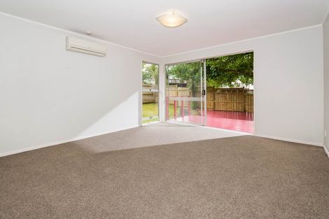 Photo of property in 29 Gladys Avenue, Glenfield, Auckland, 0629