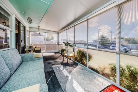 Photo of property in 15 Fields Road, Manurewa, Auckland, 2102