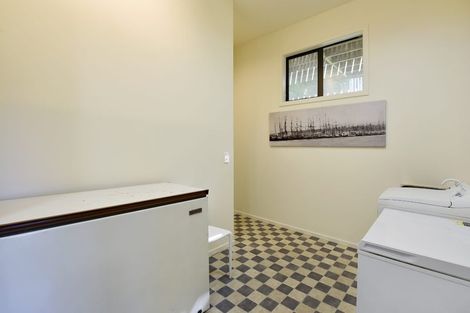 Photo of property in 20 Worlds End Road, Tennyson Inlet, 7195