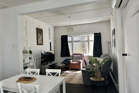 Photo of property in 43 Surrey Street, Caversham, Dunedin, 9012