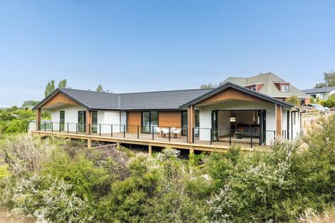 Photo of property in 17 Freyberg Road, Fairfield, Dunedin, 9018