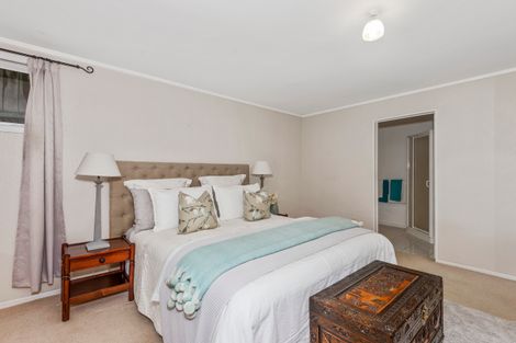 Photo of property in 10 Carole Crescent, Pakuranga, Auckland, 2010