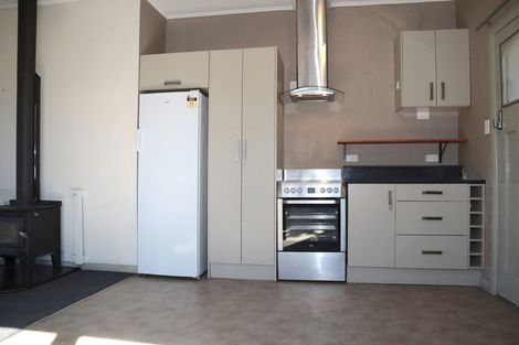 Photo of property in 43 Copinsha Street, Palmerston, 9430