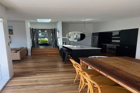 Photo of property in 70 Palmerston Road, Birkenhead, Auckland, 0626