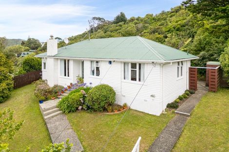 Photo of property in 61 Cornford Street, Karori, Wellington, 6012