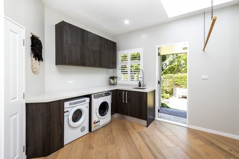 Photo of property in 270 Point View Drive, Dannemora, Auckland, 2016