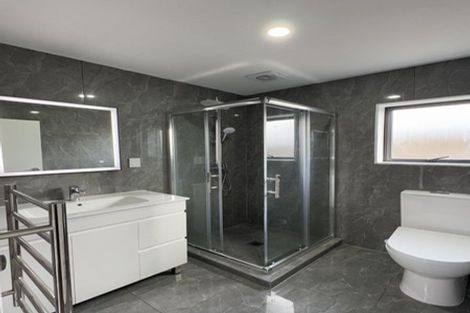 Photo of property in 466a Massey Road, Mangere East, Auckland, 2024