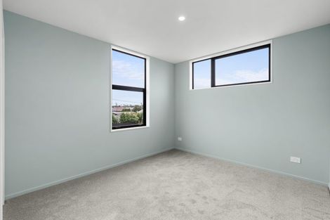 Photo of property in 8c Mackworth Street, Woolston, Christchurch, 8062