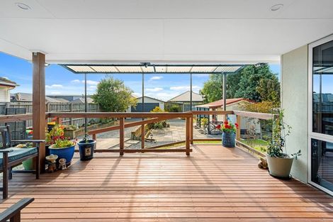 Photo of property in 51 Shortland Street, Wainoni, Christchurch, 8061