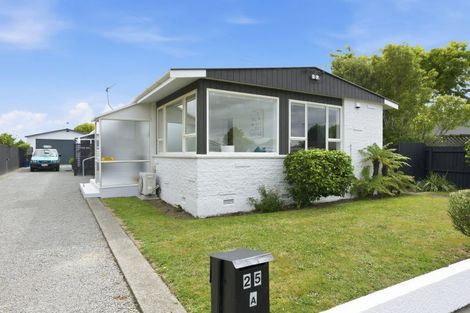 Photo of property in 1/25 Prestons Road, Redwood, Christchurch, 8051