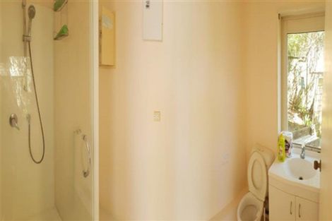 Photo of property in 2/16 Oakridge Way, Northpark, Auckland, 2013