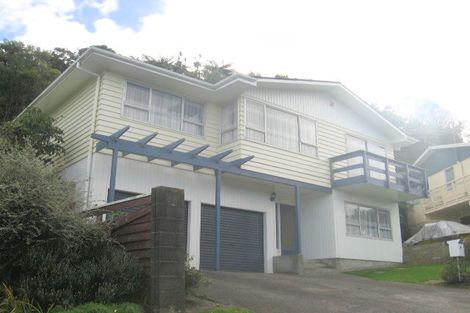 Photo of property in 111 Tirohanga Road, Tirohanga, Lower Hutt, 5010