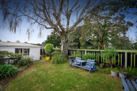 Photo of property in 42 Waratah Street, Avondale, Christchurch, 8061