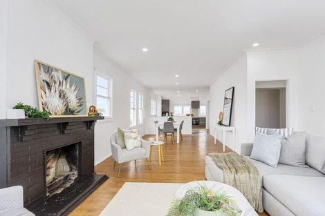 Photo of property in 241 Rodney Street, Wellsford, 0900