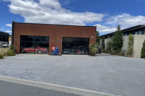 Photo of property in 21 Silverstone Drive, Cromwell, 9384