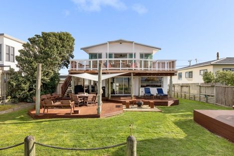 Photo of property in 65 Pukehina Parade, Pukehina, Te Puke, 3189