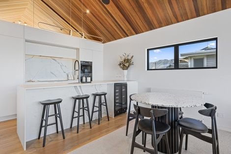 Photo of property in 239 The Esplanade, Petone, Lower Hutt, 5012