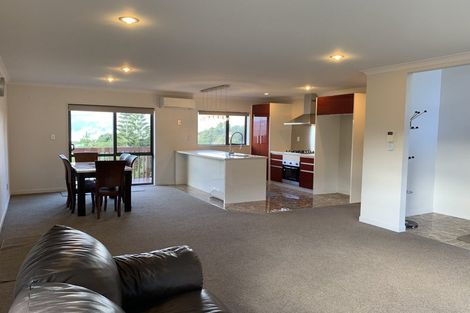 Photo of property in 4 Park Grove, Belmont, Lower Hutt, 5010