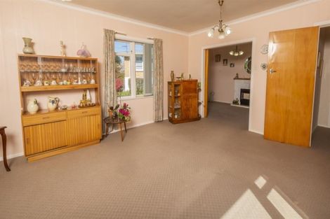 Photo of property in 14 Hillcrest Avenue, Hillcrest, Rotorua, 3015