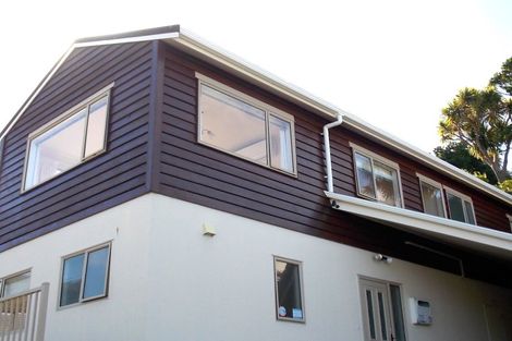 Photo of property in 102a Parkvale Road, Karori, Wellington, 6012