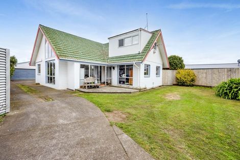Photo of property in 13 Green Lane, Hawera, 4610