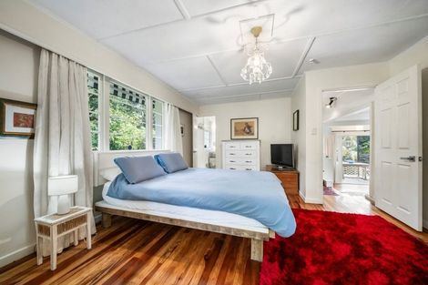 Photo of property in 21 Kopiko Road, Titirangi, Auckland, 0604
