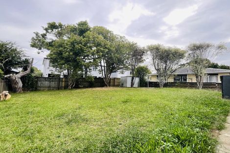 Photo of property in 43 Kurnell Drive, Botany Downs, Auckland, 2010
