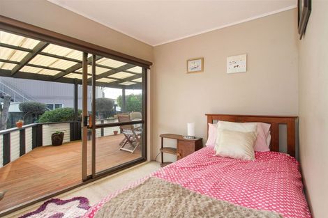 Photo of property in 7 Taihiki Road, Clarks Beach, 2122