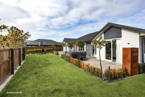 Photo of property in 70 Watkins Drive, Rangiora, 7400