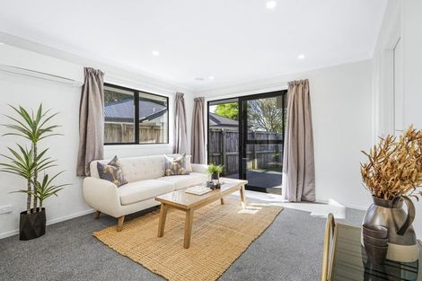 Photo of property in 2/23 Montgomery Crescent, Bader, Hamilton, 3206