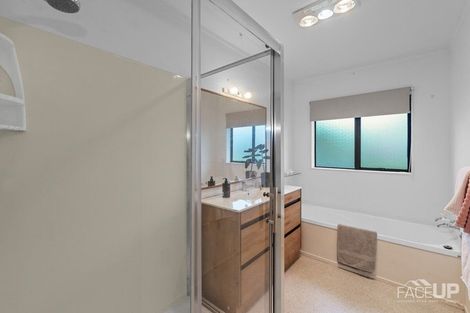 Photo of property in 14 Milan Drive, Glen Eden, Auckland, 0602