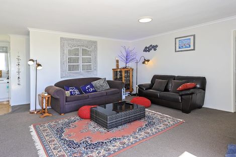 Photo of property in 142 Pukehina Parade, Pukehina, Te Puke, 3189