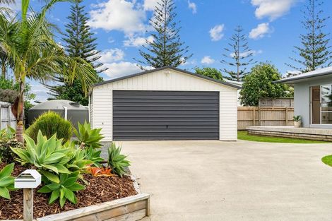 Photo of property in 1 Bodan Lane, Mangawhai Heads, Mangawhai, 0505