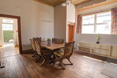 Photo of property in 30 Colenso Avenue, Hospital Hill, Napier, 4110