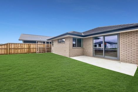 Photo of property in 14 Herridge Street, Woodend, 7691