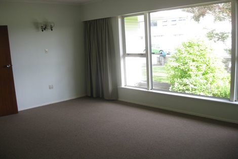 Photo of property in 19 Holly Grove, Maungaraki, Lower Hutt, 5010