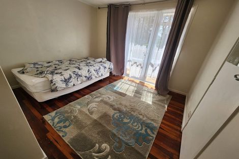 Photo of property in 6 Chadwick Crescent, Mangere East, Auckland, 2024