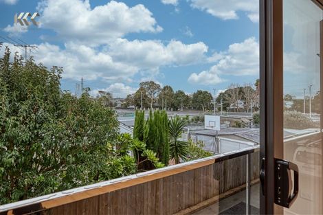 Photo of property in 3/14 Kerswill Place, Pakuranga, Auckland, 2010