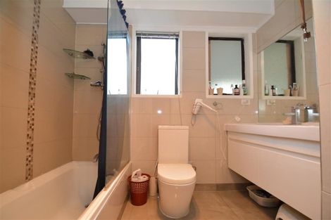 Photo of property in 56 Hollyford Drive, Clover Park, Auckland, 2105