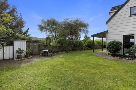 Photo of property in 2 Dunleith Grove, Silverstream, Upper Hutt, 5019