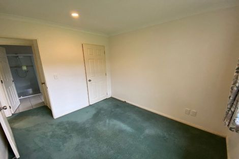 Photo of property in 44 Larne Avenue, Pakuranga Heights, Auckland, 2010