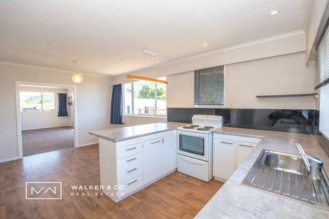 Photo of property in 25 California Drive, Totara Park, Upper Hutt, 5018