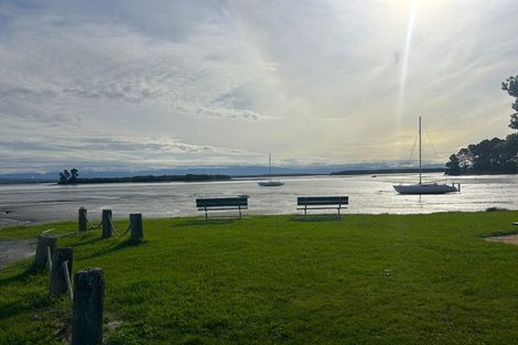 Photo of property in 44 Martin Street, Monaco, Nelson, 7011