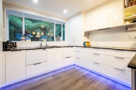 Photo of property in 6 Iona Place, Papakowhai, Porirua, 5024