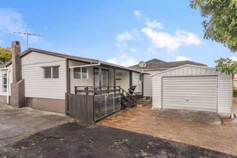 Photo of property in 29 Rosier Road, Glen Eden, Auckland, 0602