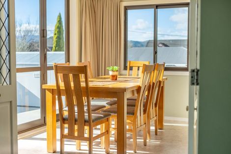 Photo of property in 42a Hudson Avenue, Ebdentown, Upper Hutt, 5018
