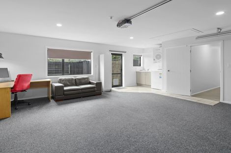 Photo of property in 1/29 Raines Avenue, Forrest Hill, Auckland, 0620