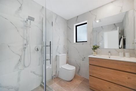 Photo of property in 11 Arapapa Road, Papakura, 2110