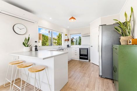 Photo of property in 10 Hinemoa Place, Snells Beach, 0920